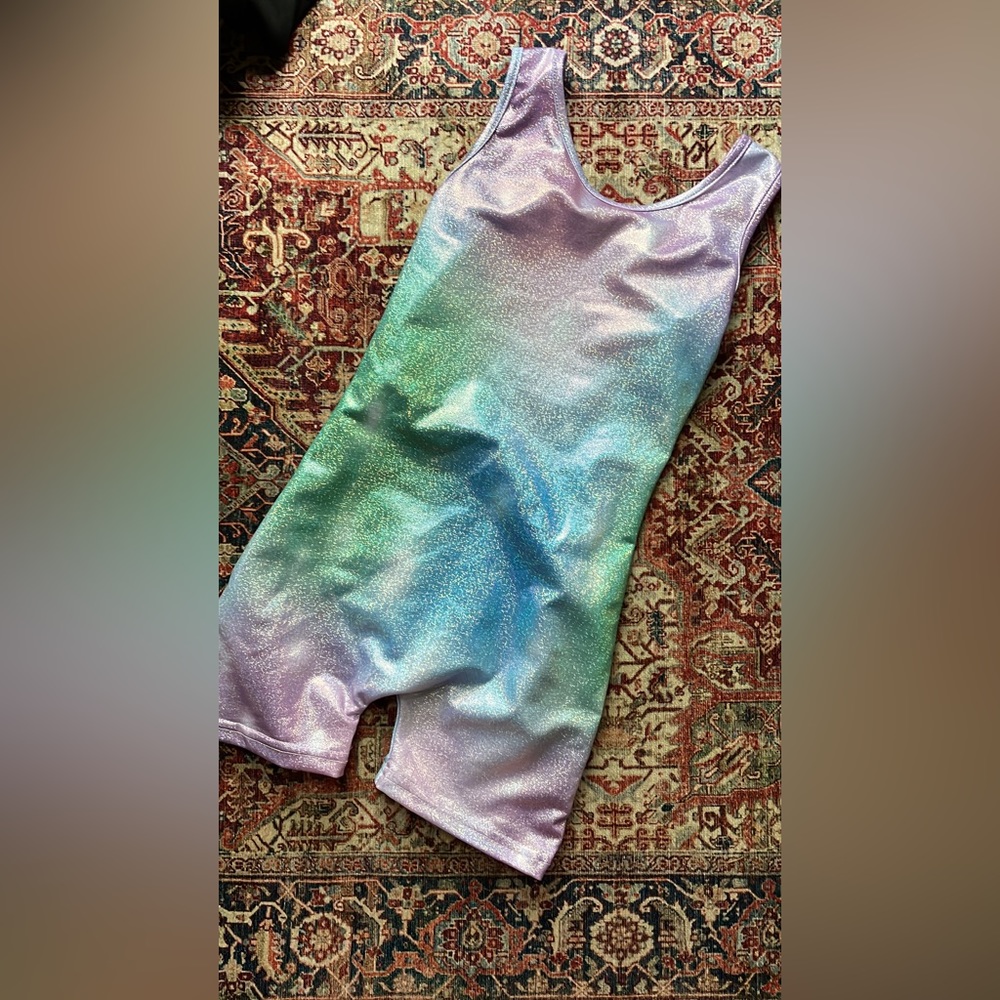Girls S 6-7 rainbow glitter leotard